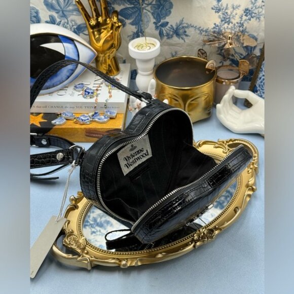 🆕 VIVIENNE WESTWOOD 🧿 NWT Ella Mini Heart Backpack, Black Croc - AUTHENTICATED - Picture 7 of 16